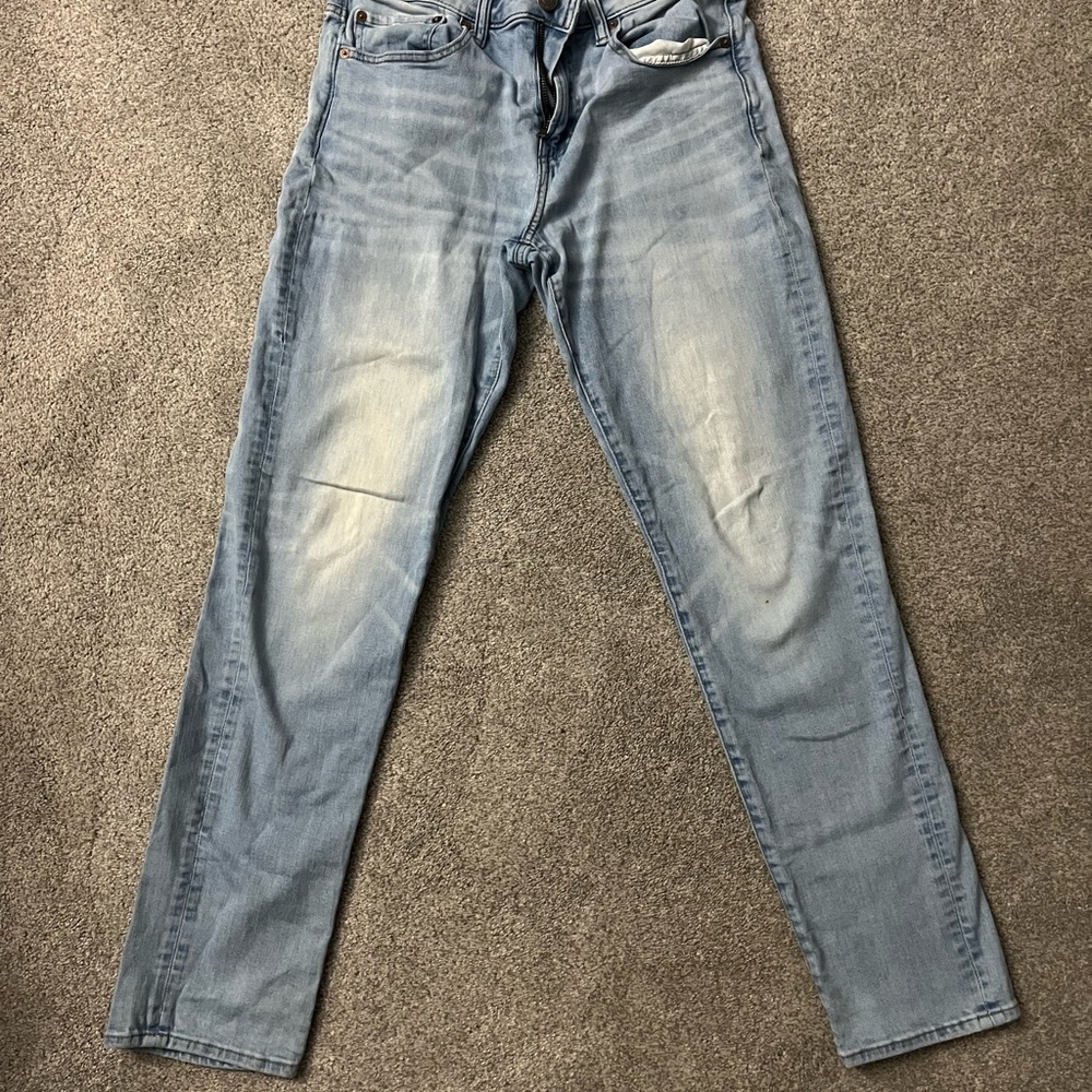 American Eagle Outfitters Men's Faded Blue Jeans